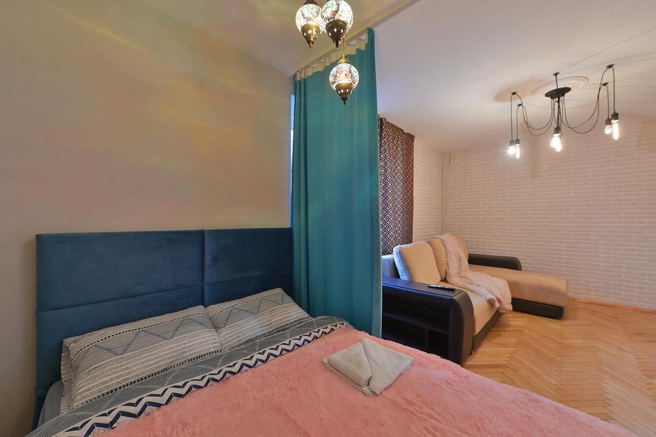 Pink Cloud Loft Apartment Szentpétervár Kültér fotó
